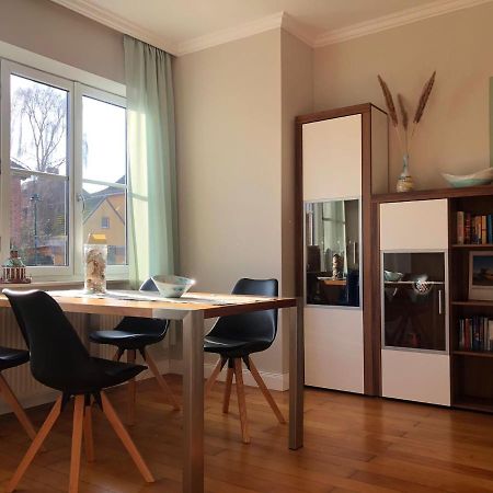 Stadtvilla Bruegemann Mit Terrasse & Parkplatz - Abc136 By Abcwismar Bagian luar foto